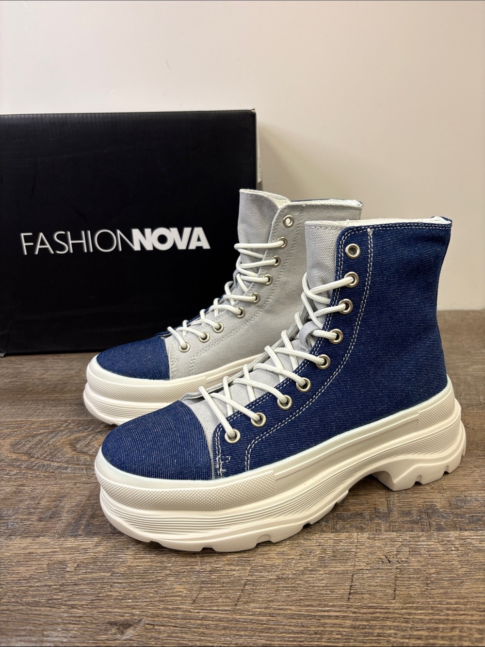 Fashion Nova Belle01FN Denim Colorblock Platform Sneakers Size 8 NWT